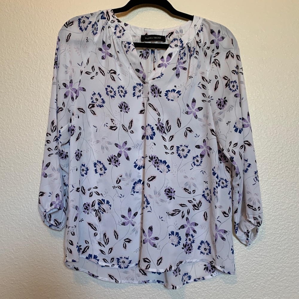 NWOT White floral blouse